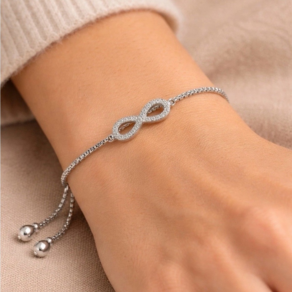 Effy 925 Sterling Silver Diamond Infinity ladies Bracelet New Gift